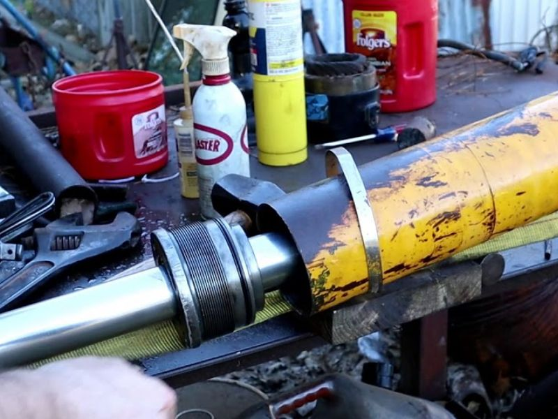 Reconstruir o reemplazar cilindros hidráulicos, ¿cuál es mejor?